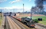 BR 62028 (class K1, North British Locomotive Company, Baujahr 1949) mit einem Güterzug bei York. (04.1965) <i>Foto: Robin Fell</i>