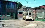 Tw 59 im Betriebshof in der Bachgasse in Frankfurt (Oder). (07.1976) <i>Foto: Robin Fell</i>