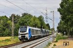 Den zweiten Belastungszug mit 26 Faccpps-Wagen und 2200 t übernahm RP 2159 234. Hier erreicht der Bauz 93851 von Wuppertal Hbf nach Köln-Kalk Nord in Kürze den Bahnhof Solingen Hbf. (06.07.2026) <i>Foto: Joachim Bügel</i>