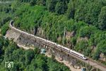 Statt über die Neubaustrecke nehmen einige ICE weíterhin den Weg über die Geislinger Steige wie hier ein 412 als ICE 597 von Berlin nach München. (03.07.2026) <i>Foto: Joachim Schmidt</i>
