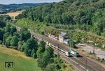 In Westerstetten begegnen einander eine 429-Doppeleinheit als RB 19153 von Stuttgart nach Ulm und die als Lz fahrende 193 913 der Sribija Kargo Belgrad. (03.07.2026) <i>Foto: Joachim Schmidt</i>