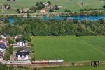 218 446 und 218 419 vor IC 2013 im Illertal bei Blaichach. (04.07.2026) <i>Foto: Joachim Schmidt</i>