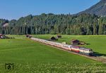 Die schönste Doppeltraktion des Allgäus mit 218 446 und 218 419 hat dem IC 2013 bei Langenwang ihr Fahrtziel in Oberstdorf mit einer 35 minütigen Verpätung fast erreicht. (04.07.2026) <i>Foto: Joachim Schmidt</i>