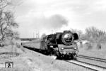 39 1052 (ex 39 249, ex 22 052) bei Leipzig-Plagwitz auf dem Weg nach Saalfeld (Saale). (08.03.1971) <i>Foto: Dieter Wünschmann</i>