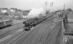 50 885 (Bw Treysa) mit P 1748 nach Marburg (Lahn) in Kassel-Kirchditmold. (02.06.1966) <i>Foto: Reinhard Gumbert</i>