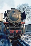 Die 1942 bei Krupp in Essen gebaute 44 1180 (ab 1968: 044 180) im Bw Herzberg (Harz). (31.01.1976) <i>Foto: Joachim Bügel</i>