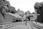 38 2990 vom Bw Wuppertal-Langerfeld mit N 3820 (Hagen - Köln Hbf) in Wuppertal-Steinbeck. (08.08.1959) <i>Foto: Ernst Winter</i>