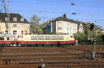 103 235 mit dem sonntäglichen IC 2417 (Flensburg - Köln) in Düsseldorf-Friedrichstadt. (01.05.2011) <i>Foto: Wolfgang Bügel</i>