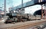 03 074 vom Bw Mönchengladbach vor E 342 (Kassel - Warburg - Wuppertal - Mönchengladbach) in Hagen Hbf. (06.1963) <i>Foto: Rolf Hahmann</i>