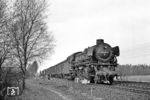 042 166 mit einem TEEM aus Bentheim bei Bentlage. (23.03.1972) <i>Foto: Wolfgang Bügel</i>