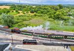 99 1784 hat Feierabend und rückt ins Bw Putbus ein. Zuvor hatte sie den Zug nach Binz an die vorbeifahrende 99 1782 übergeben. (20.07.2026) <i>Foto: Joachim Schmidt</i>