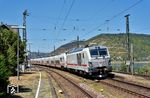 Für den an diesem Tag ausgefallenen ICE 2013 verkehrte der Ersatzzug ICE 2863 von Köln nach Oberstdorf. In Niederheimbach hatte er eine Verspätung von fast anderthalb Stunden. Der Ersatzzug kam mit 248 509 an der Zugspitze, die zweite 248 am Zugschluss fehlte jedoch.  (29.07.2026) <i>Foto: Zeno Pillmann</i>