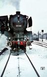 03 246 (Bw Ulm) wartet vor E 4693 im winterlichen Bahnhof Friedrichshafen Hafen auf die Abfahrt nach Ulm. (01.1963) <i>Foto: Rolf Hahmann</i>