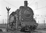 Zum Abschluss der Kurztripps stand noch ein Besuch im Bw Hamm (Westf) auf dem Programm. Dort stand 094 666 (94 1666) arbeitslos herum. (19.04.1972) <i>Foto: Wolfgang Bügel</i>
