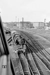 50 1254 vom Bw Wanne-Eickel Hbf fährt mit einem Stückgutzug in Düsseldorf Hbf ein.  (08.1959) <i>Foto: Ernst Winter</i>