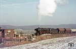 044 149 mit Dg 53840 am Haltepunkt Reelsen zwischen Bad Driburg und Langeland. (21.02.1976) <i>Foto: Wolfgang Bügel</i>