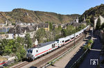 248 510 mit dem an diesem Tag fast pünktlichen ICE 2012 aus Oberstdorf in St. Goar. (11.08.2026) <i>Foto: Joachim Bügel</i>