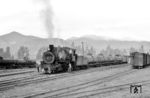 Lok No. 53 (Baldwin-Lima-Hamilton, Baujahr 1953) mit einem Kesselwagenzug im Güterbahnhof von Riobamba. Die Lok blieb erhalten. (13.12.1971) <i>Foto: Jörg Schulze</i>