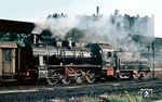 Seit Sommer 1960 waren alle Berliner G 8¹ beim Bw Berlin-Lichtenberg zusammengezogen worden. Zum Bestand der 1968 noch vorhandenen 13 Maschinen gehörte auch 55 3634, die den Rangierdienst im Bahnhof Berlin-Lichtenberg erledigte. (08.1968) <i>Foto: Rolf Hahmann</i>