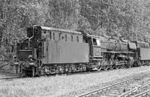Aus Rheine war das 043-Pärchen 043 431 und 043 672 im AW Braunschweig eingetroffen. 043 431 beendete hier ihre Karriere, kehrte nicht mehr nach Rheine zurück und wurde stattdessen am 24.05.1972 z-gestellt. (08.05.1972) <i>Foto: Wolfgang Bügel</i>