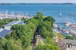 Wegen Ausfall der V 51 übernahm 99 4801 den P 109 in Lauterbach Mole. Lauterbach liegt direkt am "Greifswalder Bodden", im Südosten der Insel Rügen. Gegenüber liegt die unter Naturschutz stehende Insel Vilm.  (15.07.2026) <i>Foto: Joachim Schmidt</i>