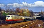 103 167 mit IC 619 "Gutenberg" (Dortmund - Köln - Stuttgart - München) in Wuppertal-Sonnborn. (12.03.1991) <i>Foto: Wolfgang Bügel</i>