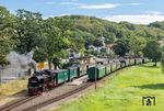 Zugkreuzung im Bahnhof Sellin West zwischen P 103 nach Göhren und 99 1784 mit P 224 nach Binz. (06.09.2026) <i>Foto: Joachim Schmidt</i>
