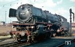 01 159 mit Neubaukessel (Esslingen 5220/1958), der damals 143.250 DM kostete, im Bw Hannover Hgbf. (07.1967) <i>Foto: Rolf Hahmann</i>