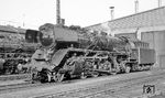 In klassischer Fotopose mit Kuppelstange unten pausiert die Limburger 41 156 im Bw Frankfurt/M-3. (31.10.1966) <i>Foto: Reinhard Gumbert</i>