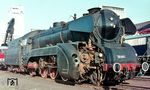 Im Plandienst kam die Baureihe 10 nie nach Essen. Aber eine Fahrzeugausstellung anlässlich der BdEF Verbandstagung 1967 führte sie wieder an ihren Geburtsort (Krupp Essen, Baujahr 1957). Die Aufnahme der 10 001 mit geöffneter Zylinderverkleidung entstand in der Abstellanlage West am Essener Hauptbahnhof. (03.05.1967) <i>Foto: Rolf Hahmann</i>