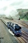 01 062 beschleunigt den D 157 nach Düsseldorf aus dem Bahnhof Jünkerath. (05.1967) <i>Foto: Harald Vogelsang</i>