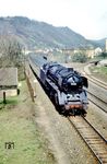 Von der Moselstrecke kommend erreicht 01 059 mit dem E 826 (Koblenz - Trier) den Bahnhof Ehrang. (13.04.1968) <i>Foto: Harald Vogelsang</i>