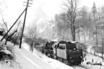 50 3563 (Bw Aue, Est Annaberg-Buchholz) mit einem Nahgüterzug nach Karl-Marx-Stadt (Chemnitz) in Wolkenstein. (24.02.1983) <i>Foto: Thomas Fischer</i>