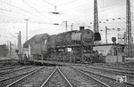 Unmittelbar nach dem Restaurieren im Bw Wuppertal-Vohwinkel machte sich 044 470 wieder auf den Rückweg nach Hamm.  (31.05.1972) <i>Foto: Joachim Bügel</i>