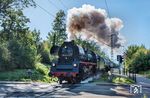 50 4073 donnert mit DGS 95273 nach Nördlingen über den Bahnübergang der Wemdinger Straße am Haltepunkt Harburg (Schwaben). (23.09.2026) <i>Foto: Joachim Schmidt</i>