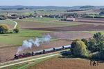 Westlich von Möttingen hat 50 4073 mit dem Kesselwagenzug DGS 95273 ihr Ziel in Nördlingen fast erreicht. (23.09.2026) <i>Foto: Joachim Schmidt</i>