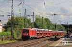 187 139 mit dem Autozug GAG 60092 nach Emden in Hilden. (18.09.2026) <i>Foto: Wolfgang Bügel</i>