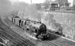 95 0027 startet mit dem P 18004 nach Saalfeld (Saale) in Sonneberg (Thür) Hbf. (03.1978) <i>Foto: Burkhard Wollny</i>