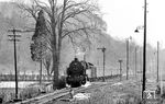 Im Bahnhof Sonneberg Nord (früher Hüttensteinach) gelang die nächste Aufnahme des ausfahrenden P 18004 mit 95 0027. (03.1978) <i>Foto: Burkhard Wollny</i>