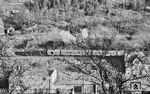 95 0028 fährt mit P 18004 aus Sonneberg (Thür) in Lauscha (Thür) ein. (11.1978) <i>Foto: Burkhard Wollny</i>