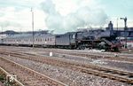 39 073 (Bw Stuttgart) verlässt mit E 594 nach Konstanz den Bahnhof Rottweil. (03.1965) <i>Foto: Rolf Hahmann</i>