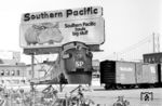 Werbeplakat der Southern Pacific Railroad (SP) in San Francisco. Die SP operierte von 1865 bis 1996 im Süden und Westen der USA. 1996 fusionierte die in finanzielle Schwierigkeiten geratene Southern Pacific Railroad mit der Union Pacific Railroad. (14.10.1971) <i>Foto: Jörg Schulze</i>