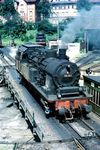 Ende der 1960er Jahr galt Aalen als die letzte Hochburg der preußischen T 18. Auf allen von Aalen ausgehenden Strecken nach Schorndorf, Crailsheim, Nördlingen und Ulm bewältigten die universell einsetzbaren Tenderloks einen Großteil des Personenverkehrs. Im Juni 1968 wurde 78 293 in ihrem Heimat-Bw angetroffen. (06.1968) <i>Foto: Rolf Hahmann</i>