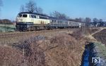 Die Hagener 218 150 mit E 3474 bei Geisecke kurz vor Schwerte (Ruhr). (18.01.1991) <i>Foto: Rolf Hahmann</i>