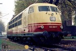 Die letzte Serienlokomotive der Baureihe 103 war 103 245. Sie wurde am 11. Juli 1974 abgenommen. Zwei Jahre später präsentiert sie sich noch im Ablieferungszustand im Aw Opladen. (18.09.1976) <i>Foto: Wolfgang Bügel</i>