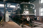 Als einer der ersten Revisionsgäste (E2.0-Ausbesserung) gastierte E 40 130 vom Bw Köln-Deutzerfeld im Aw Opladen. (30.04.1963) <i>Foto: Fischer</i>