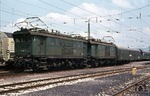 Für die steigungsreiche Strecke von Freilassing nach Berchtesgaden stellte die Reichsbahn 1934 acht Lokomotiven der Baureihe E 44.5 (E 44 502-509) in Dienst. Zwei davon (144 504 und 144 502) bespannen in Freilassing den N 5503 nach Berchtesgaden. (14.06.1972) <i>Foto: Peter Schiffer</i>