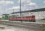Jahrelang prägte der ET 85 den Vorortverkehr rund um Koblenz. (07.05.1967) <i>Foto: Wolfgang Bügel</i>
