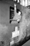 Abschied am Sonderzug der US-amerikanischen Reederei "United States Lines" im Bahnhof Hamburg-Altona. (21.07.1952) <i>Foto: Walter Hollnagel</i>