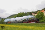 Mit einem Sonderzug aus Meinigen war 50 3501 nach Neuenmarkt-Wirsberg unterwegs, aufgenommen in Untersteinach. (18.05.2013) <i>Foto: Joachim Bügel</i>